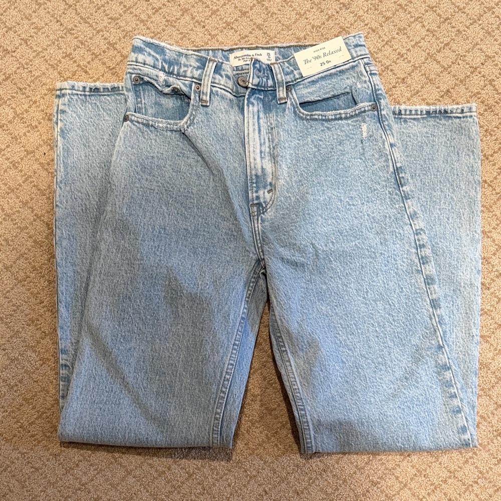 Men's Light Blue Jeans